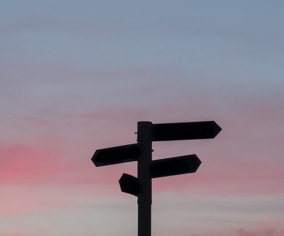 photo-1533561797500-4fad4750814e