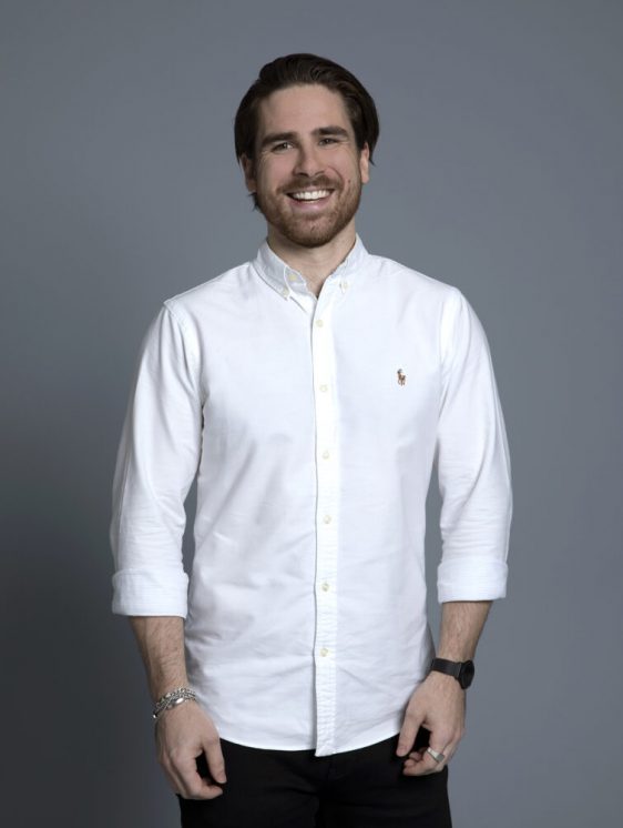 CJ-färg-1-755x1024