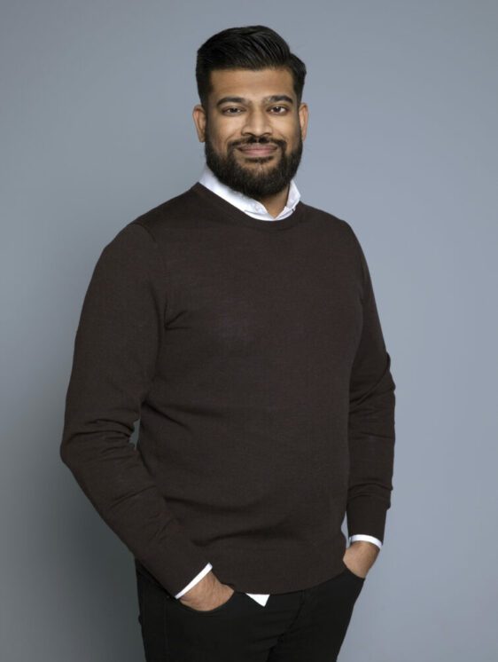 Haresh-Radhakrishnan-färg-755x1024